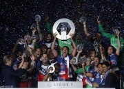 开云体育APP下载-包含红星巴黎众志成城，法甲劲旅继续向冠军逼近的词条