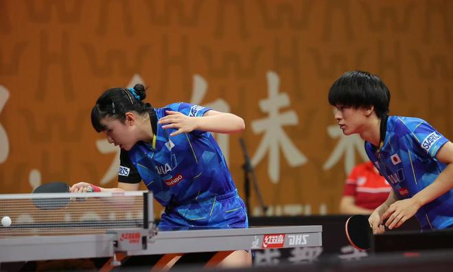 法国队轻取瑞典队，马龙刷新纪录