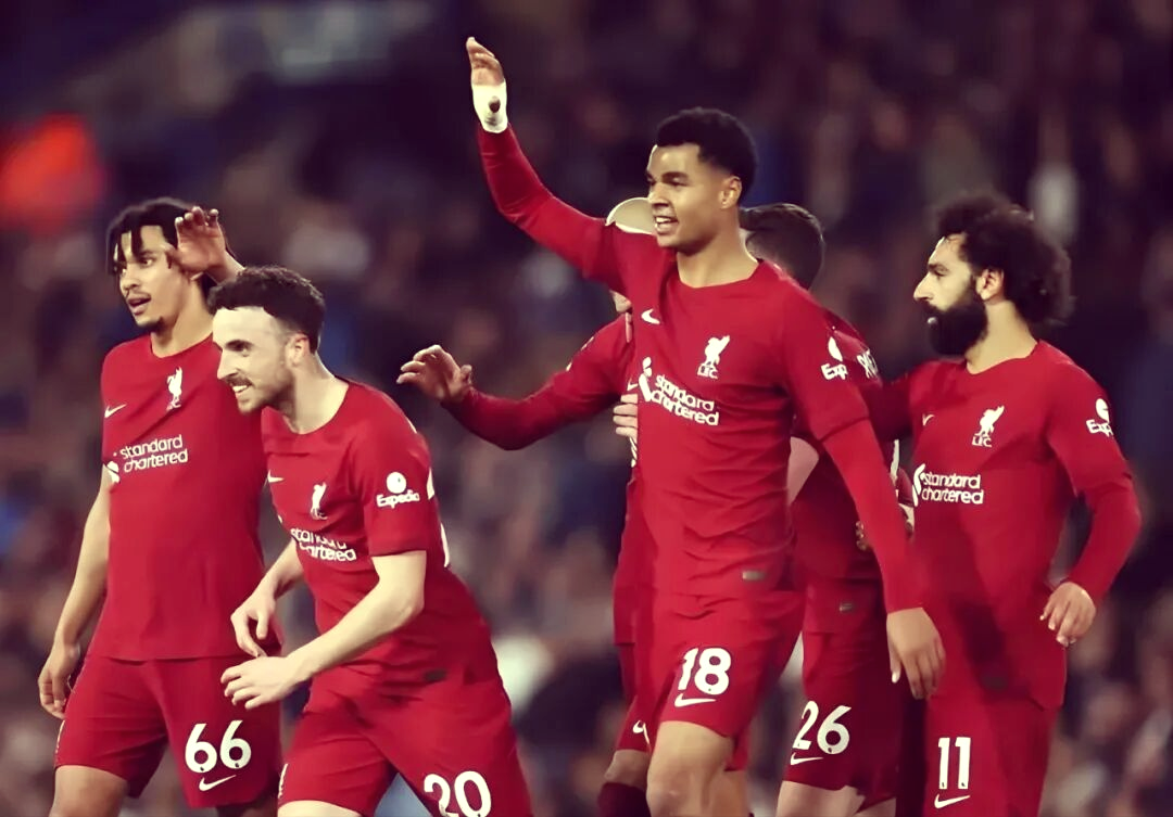 赫罗纳客场击败利物浦，继续保持不败记录