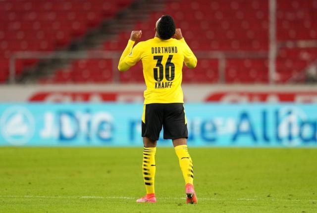 斯图加特客场逆转,豪取重要三分 斯图加特客场逆转,豪取重要三分