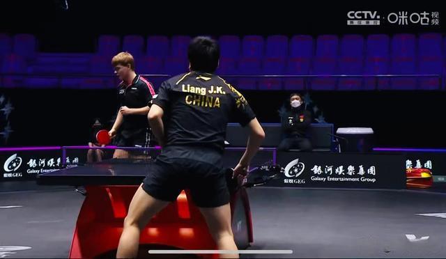 法国队翻盘英格兰队,梁靖崑高光表现 法国队翻盘英格兰队,梁靖崑高光表现