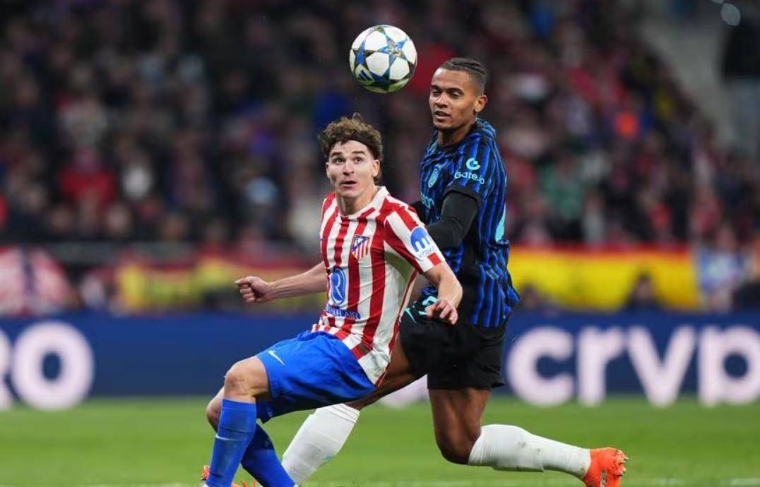 那不勒斯横扫曼联,阿尔瓦雷斯扛起全队 那不勒斯横扫曼联,阿尔瓦雷斯扛起全队