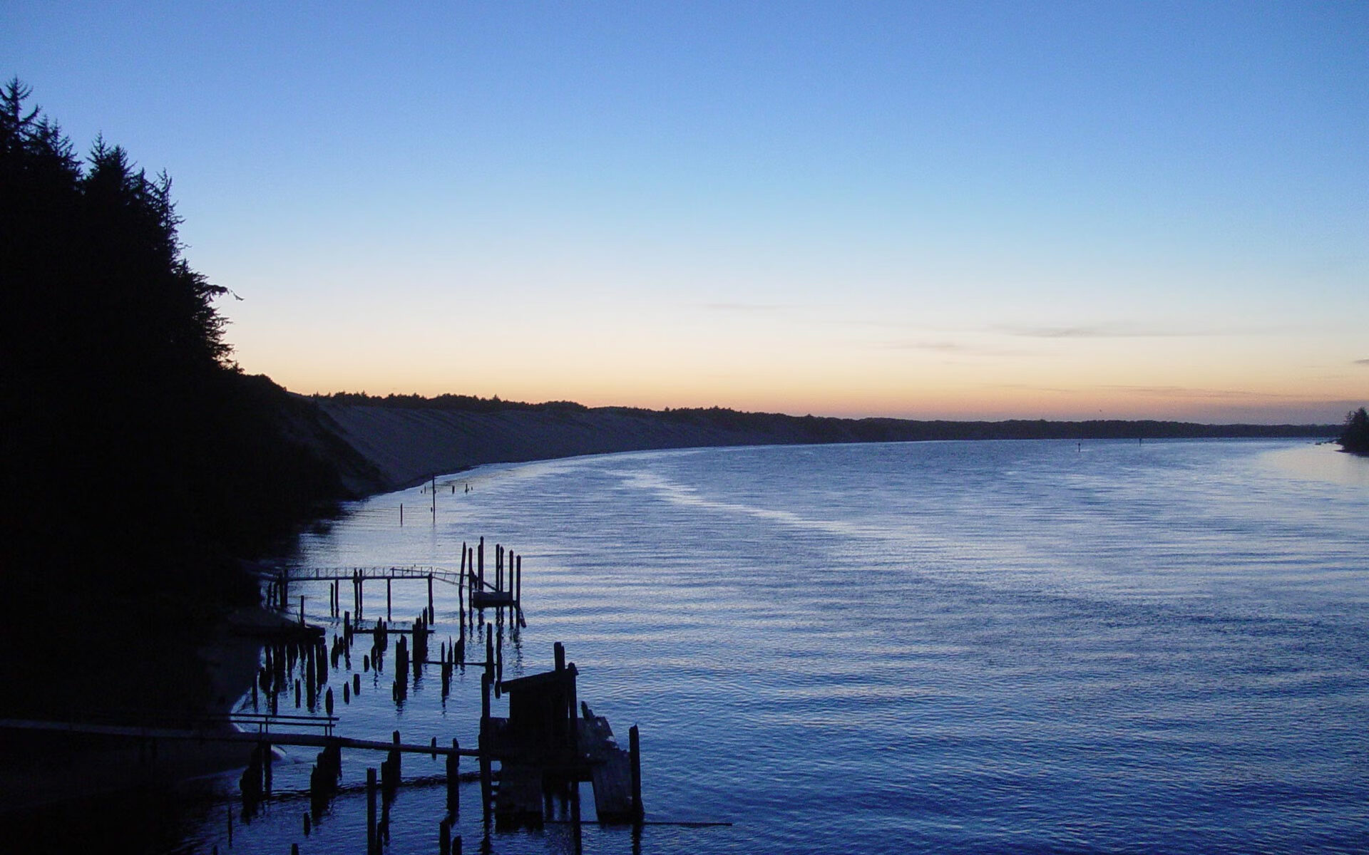 暴雨夜,范弗利特把三分里程碑刻进珠江记忆